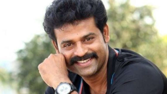 முதல் முறையாக இரட்டை வேடத்தில் நடிக்கும் பிரபல நடிகர்... எல்லாம் அந்தப் படத்துக்கு பிறகுதான்! 