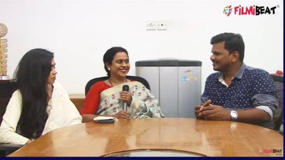 ராதிகாகிட்ட தொடர்ந்து மன்னிப்பு கேட்ட விஜி சந்திரசேகர்... எதுக்குன்னு பாருங்க 