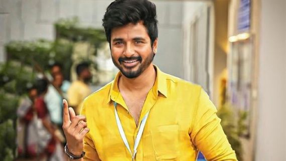 காமெடியன் டு நூறு கோடி நாயகன்.. பத்து ஆண்டுகளில் பல படி உயர்ந்த சிவகார்த்திகேயன்! 