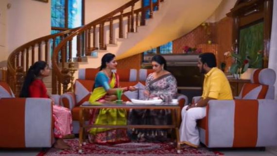 காதல் விவகாரத்தில் ஒருவழியாக மாட்டிக் கொண்ட கோபி... அடுத்தடுத்து பரபரப்பில் பாக்கியலட்சுமி தொடர்! 