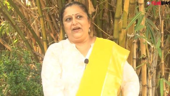 எந்த நேரத்திலும் பிரச்னைகள் ஏற்படலாம்...இயக்குனர் ப்ரியா சொல்லிய 