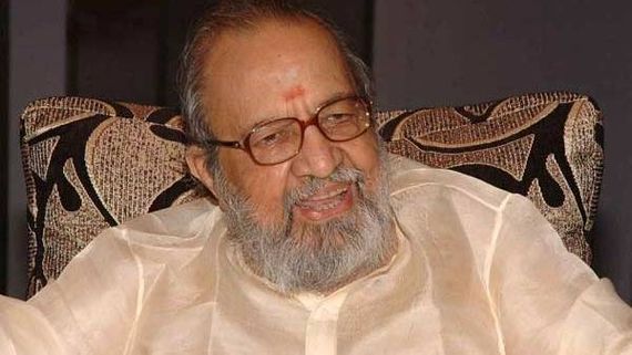 காலத்தால் அழியாத வாலி..எழுத்துக்களால் இதயம் தொட்டவரின் வெற்றி வரிகள் !