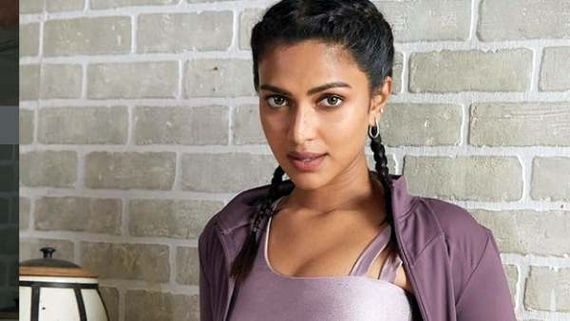 தன்னை கல்யாணம் செய்துக்க எப்படி இருக்கணும்.. அமலா பால் சொல்லியிருக்கறத பாருங்க! 