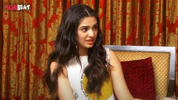 டபுள் ஷிப்ட் பண்ணத் தயார்.. கிருத்தி ஷெட்டி எதுக்காக இப்படி சொல்லியிருக்காங்க தெரியுமா? 