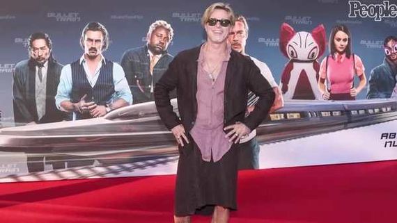 படவிழாவுக்கு பாவாடை அணிந்து வந்த பிரபல நடிகர்..விழுந்து விழுந்து சிரிக்கும் ரசிகர்கள்!