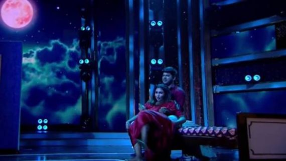 இத இட்லினு சொன்னா சட்னி கூட நம்பாது..பிபி ஜோடியில் அபிஷேக் டான்சை  கலாய்க்கும் நெட்டிசன்ஸ்!