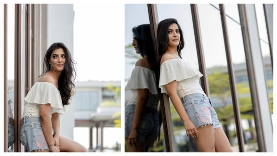 சிக்கென்ற புகைப்படங்களை வெளியிட்ட வரலட்சுமி சரத்குமார்.. இவங்களுக்கு மட்டும் வயசு ரிவர்ஸ்ல போகுதே! 