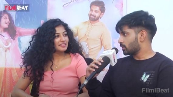 ஒரே டேக்கில் முத்தக்காட்சி.. அசத்திய அஞ்சலி நாயர்.. பாராட்டி தள்ளிய படக்குழுவினர்!