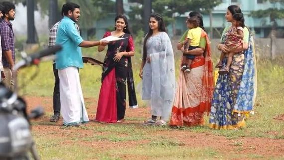 வீடு கட்ட தயாராகும் மூர்த்தி.. அடுத்தக்கட்டத்தில் பாண்டியன் ஸ்டோர்ஸ்.. அட நிலம்கூட வாங்கியாச்சா? 