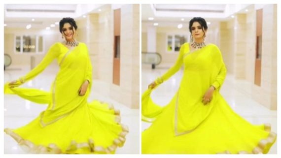 அதிதி ஷங்கர் இப்படியெல்லாம் டான்ஸ் ஆடுவாரா.. மஞ்சக்காட்டு மைனாவாக மாறிய மாவீரன் ஹீரோயின்! 