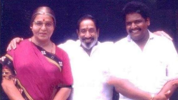  என்னால ஒரு ஆம்பளைய காதலிக்க முடியாது... கலாய்த்து தள்ளிய சிவாஜி... கலங்கிய கமல்!  