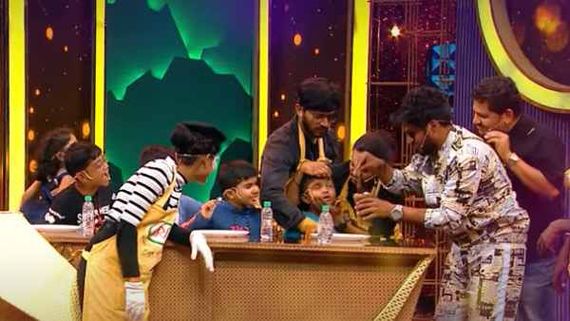 CWC ஷோவில் சமைத்த உணவை சாப்பிட்ட சிறுவனுக்கு மயக்கம்.. பதறிய நடுவர்கள்..கடைசியில் என்னாச்சு தெரியுமா!