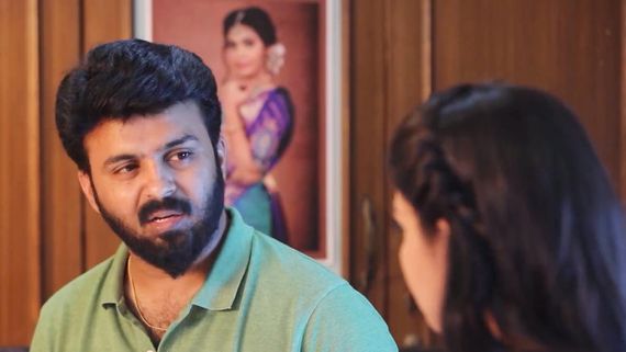 Pandian stores :மாமனார் வீட்டில் மரியாதைக்காக ஏங்கும் ஜீவா.. பரிதவிக்கும் மீனா! 