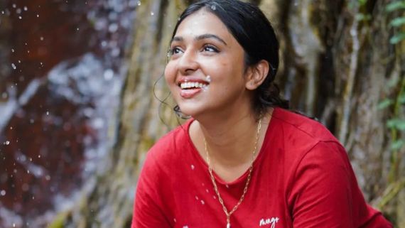 விஷாலுடன் காதல் கிசுகிசுவில் சிக்கிய லட்சுமி மேனனுக்கு திருமணமா? மாப்பிள்ளை யாராக இருக்கும்!