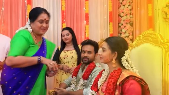  Baakiyalakshmi: கோலாகலமாக நடந்த ஜெனி வளைகாப்பு.. கண்ணீரில் முடிந்த விழா!