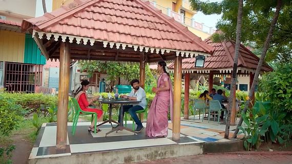 உண்மையை மறைத்த தீபா? கார்த்திக் கொடுத்த ஷாக்.. கார்த்திகை தீபம் இன்றைய எபிசோட்!