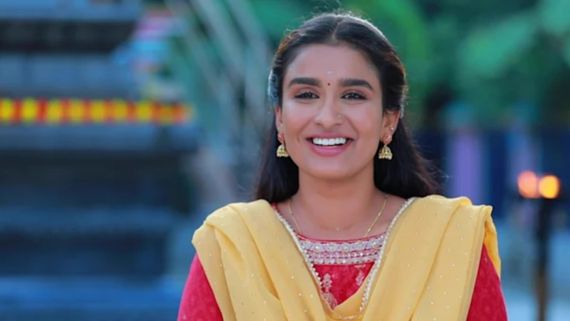  Kizhakku vaasal serial: கேப்பசீனோ காபியில் விஷம்.. தட்டிவிட்ட ரேணுகா!