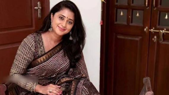 வெறும் 2 ஆயிரம் சம்பளம்.. சினிமாக்கு ஏன்டா வந்தோம்னு யோசிச்சிருக்கேன்.. கனிகா மனம் திறந்த பேட்டி!