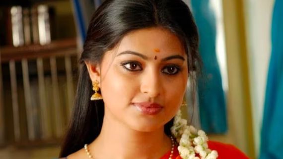 Actress Sneha: உடை குறித்து எழுந்த விமர்சனம்.. அதிரடி முடிவு எடுத்த சினேகா!