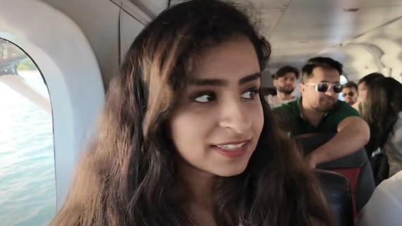 Sivaangi: காதலர் இல்லைன்னா மாலத்தீவுக்கு போகக் கூடாதா?.. சிவாங்கி யார் கூட போயிருக்காரு பாருங்க!