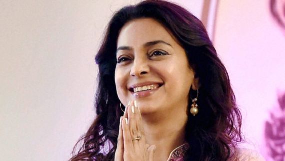  இந்தியாவிலேயே பணக்கார நடிகை இவரா.. அடேங்கப்பா இவ்ளோ சொத்தா..  தீபிகா, ஆலியா யாரும் கிட்ட வரமுடியாது!