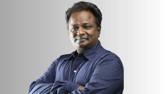 ப்ளூ சட்டை மாறன் விமர்சனம் செய்ய காசு கேட்டாரு.. இல்லைனு சொல்ல சொல்லுங்க.. பிரபல நடிகர் கொடுத்த ஷாக்