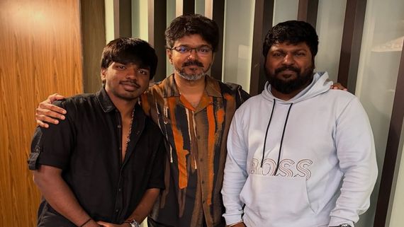 விஜய் சேதுபதி மகனை சந்தித்த விஜய்.. ஃபீனிக்ஸ் சூர்யா ரொம்ப எமோஷனல் ஆகிட்டாரே