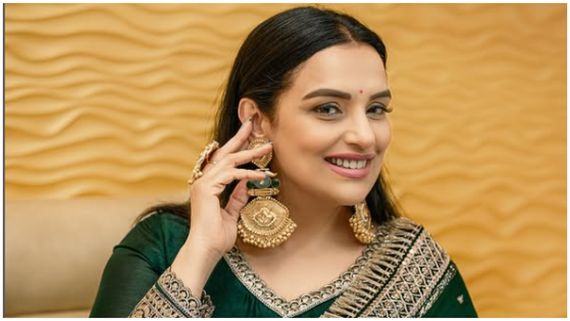  Swetha Menon: 31 ஆண்டு கால வரலாற்றை மாற்றிய ஸ்வேதா மேனன்.. குவியும் வாழ்த்து!