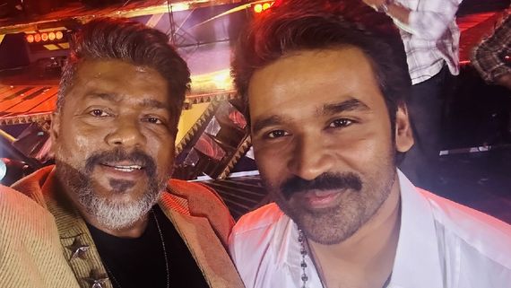 நடிகைகள் தனுஷிடம் சேரக்கூடாது.. குசும்பு பிடித்த பார்த்திபன்.. மேடையில் இப்படி பேசிட்டாரே!