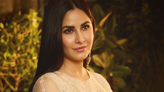 Katrina Kaif: கர்ப்பமாக இருக்கிறாரா கத்ரீனா? பேபி பம்ப் தெரியுதுனு  உற்சாகத்தில் ரசிகர்கள் கமெண்ட்ஸ்!