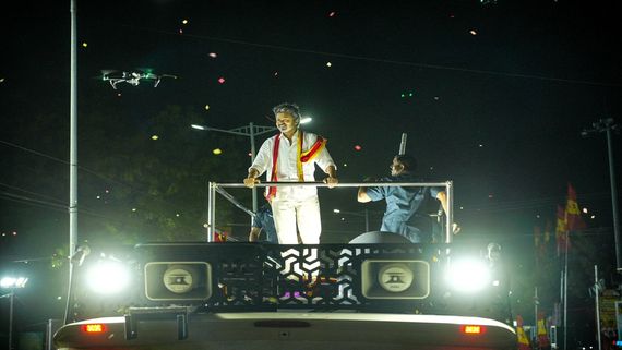 விஜய் பிரசாரம்..  மக்கள் உயிரிழப்பு.. இவ்வளவு அசால்ட்டா?.. அரசியலில் விழுந்த முதல் அடி.. கொதிக்கும் மக்கள்