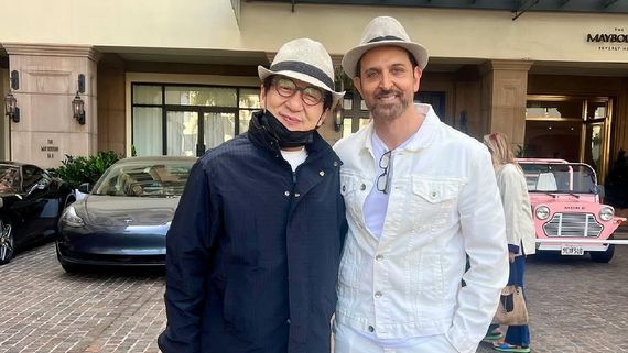 ”எனது உடைந்த எலும்புகள் உங்கள் உடைந்த எலும்புகளைப் பார்த்து”.. ஜாக்கி சானுடன் ஹ்ரித்திக் ரோஷன்!