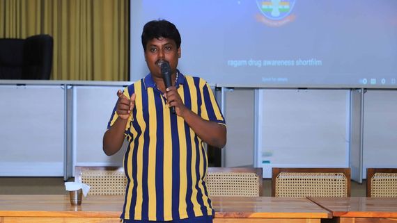 KPY பாலாவ விடுங்க.. நம்ம பிளாக் பாண்டிக்கு எவ்வளவு நல்ல மனசு பாருங்க.. நெகிழ்ச்சியான சம்பவம்