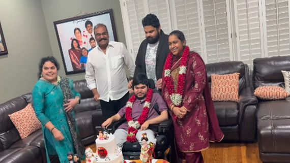 நெப்போலியன் வீட்டில் விசேஷம்.. மகனுக்கு முதலாம் ஆண்டு திருமண நாள்.. எப்படி கொண்டாடிருக்காங்க பாருங்க