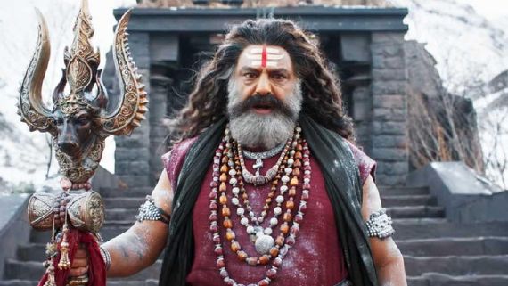 பாலகிருஷ்ணாவுக்கு பம்பர் ஃப்ளாப்.. அகண்டா 2 இத்தனை கோடி நஷ்டமா?.. ப்ளூ சட்டை மாறன் தாக்கு!