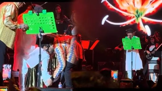 மாவீரர் தின சிறப்பு இசைக் கச்சேரி.. ஷூவை கழட்டி வைத்துவிட்டு பாடிய தேவா.. புல்லரிக்குதுங்க!