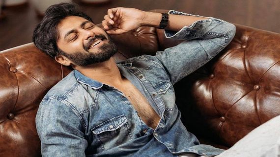 40 கதை கேட்டு தூங்கிய அஸ்வினை நியாபகம் இருக்கா?.. அந்த வலி போகாதுனு புலம்புறாரு .. அப்படி என்ன ஆச்சு?