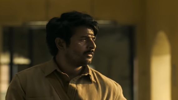 பராசக்தி எப்படி இருக்கு?.. பாட்ஷா மாதிரி மிரட்டல்.. சிவகார்த்திகேயன் ரசிகர்களுக்கு செம விருந்துதான்!