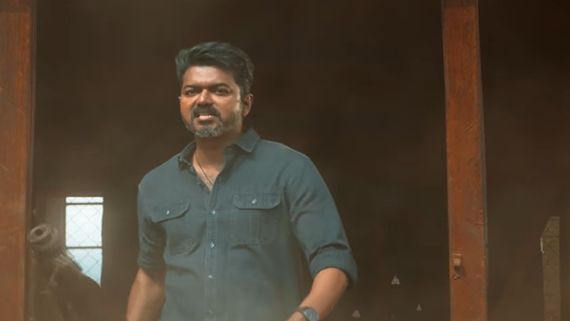 ஜனநாயகன் ட்ரெய்லர்.. விஜய்யின் கடைசி படம் மெகா ஹிட்.. வினோத் கலக்கிட்டாரு.. ரசிகர்களுக்கு விருந்து!