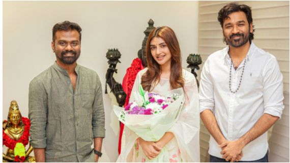  மிருணாள் தாக்கூர் இடத்தை பிடித்த ஸ்ரீலீலா..D55 படத்தில் தனுஷின் ஜோடி.. நாம எதிர்பார்த்தது நடக்கல!