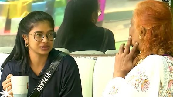 பிக்பாஸ் ரெட் கார்டு விஜே பார்வதி இன்னும் திருந்தல.. அவங்க அம்மாவும் அப்படித்தான் இருக்காங்க