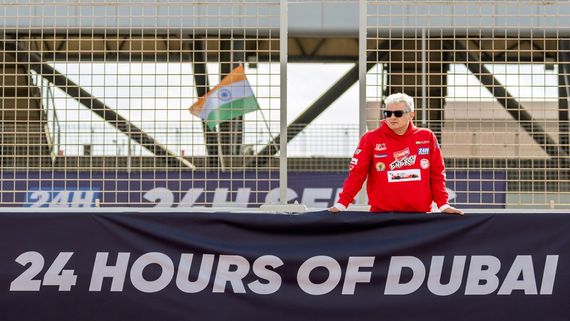 சினிமாவிலிருந்து ஒதுங்கும் மனநிலையில் அஜித்?.. பேச்சில் அப்படி ஒரு வாடை அடிக்குதே பாஸ்