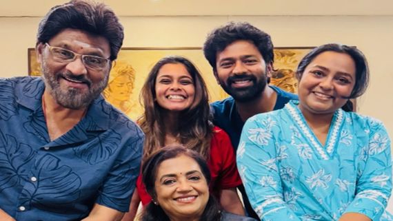 பாக்யராஜ் வீட்டில் விசேஷம்.. அவர் மகள் எவ்வளவு மகிழ்ச்சி பாருங்க.. குடும்பமே கொண்டாட்டம்தான்