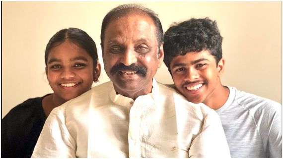  Vairamuthu: பேரன், பேத்தியுடன் ஞானபீட விருது கொண்டாட்டம்.. வைரமுத்து பகிர்ந்த போட்டோஸ்!