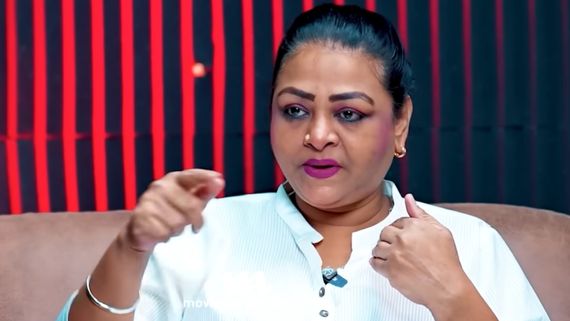 Shakila: ஓங்கி அறைந்த ஷகிலா.. கதவைத் தட்டிய குடிகாரனுடன் சண்டை.. எல்லாம் அந்த நடிகைக்காகவா?