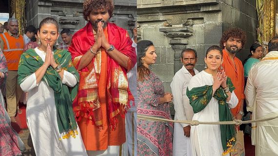 யப்பா வெங்கடாஜலபதி எல்ஐகேவ காப்பாத்தி விடு ப்பா.. நயன்தாராவுடன் தரிசனம் செய்த விக்னேஷ் சிவன்