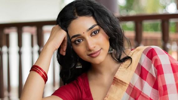 எந்த இளிச்சவாயனும் கிடைக்கல.. பிளாஸ்ட் ப்ரீத்தி முகுந்தன் என்னங்க இப்படி சொல்றாங்க