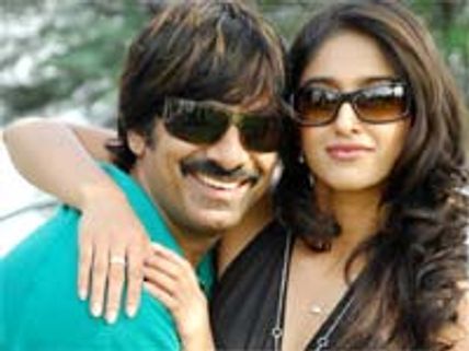 కిక్-ఫస్టాఫే క్లిక్(రివ్యూ)