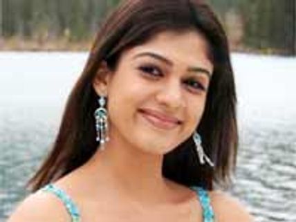 నయనతారకు ఆయన అండ
