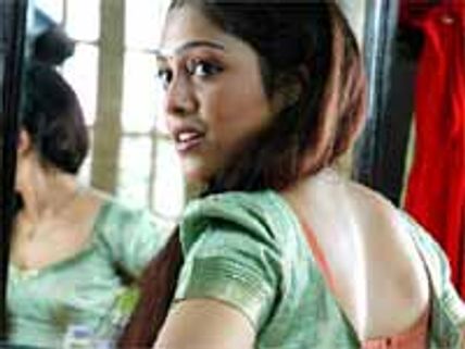 డిష్కషన్ పేరుతో ఆమెని...
